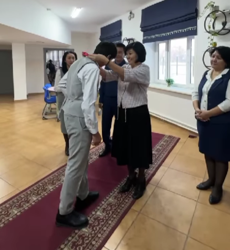 Құттықтаймыз!