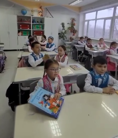 📚“Шын жүректен кітап сыйла “ челленджі