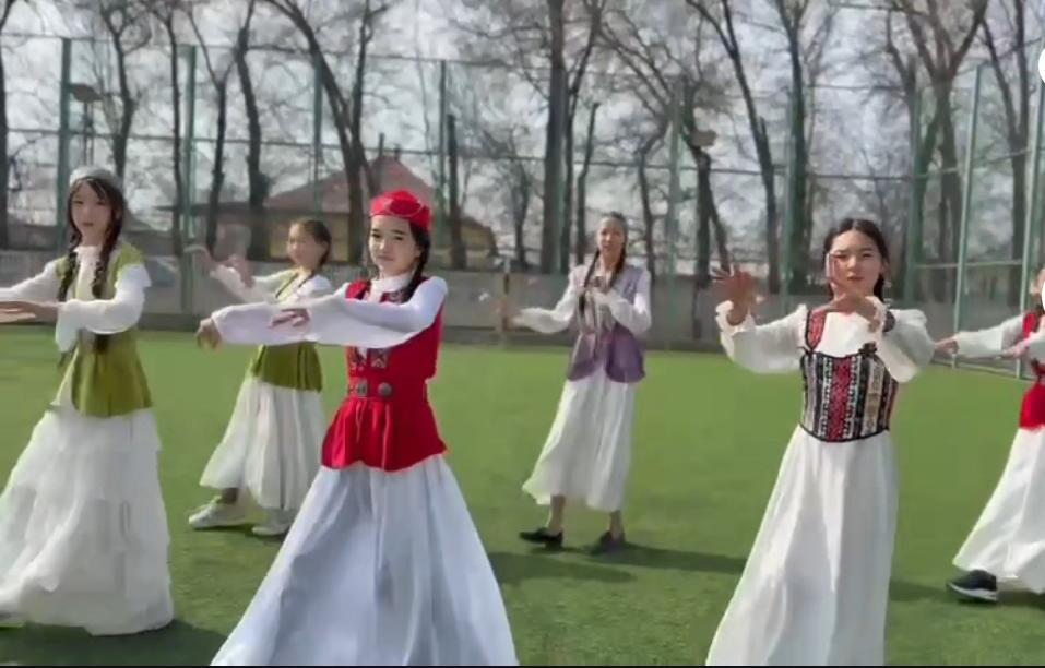 «Хас жүйрікте сын болмас – біз қазақпыз!» челлендж