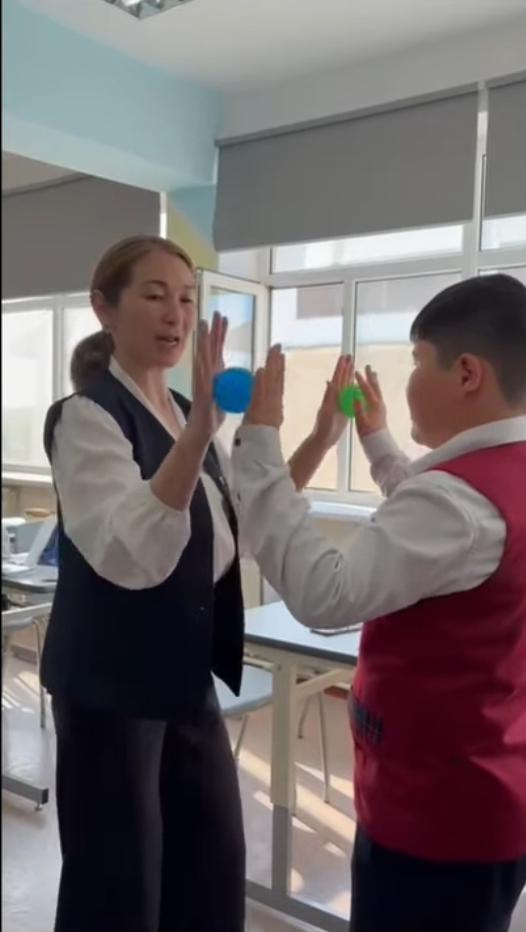 «Көңілді шарлар»  психологиялық ойын-жаттығуы